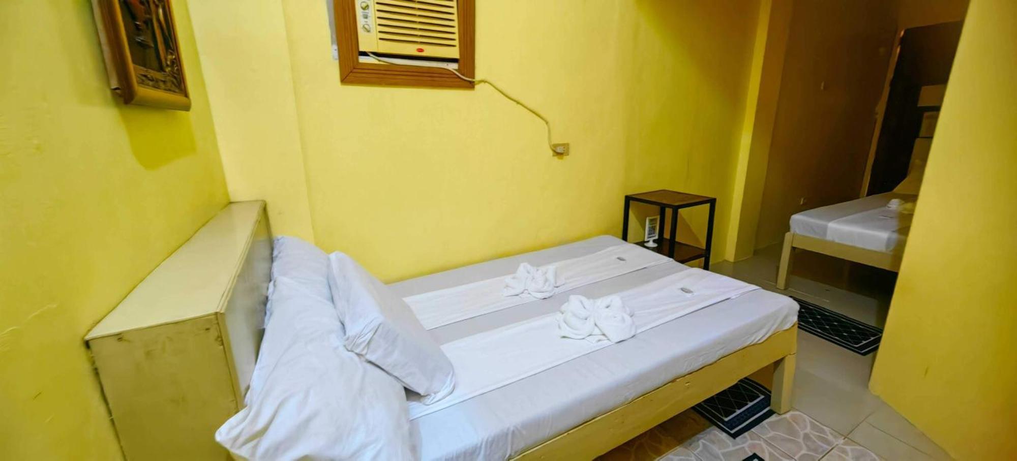 Las Residencias Bed And Breakfast Puerto Princesa Exteriér fotografie
