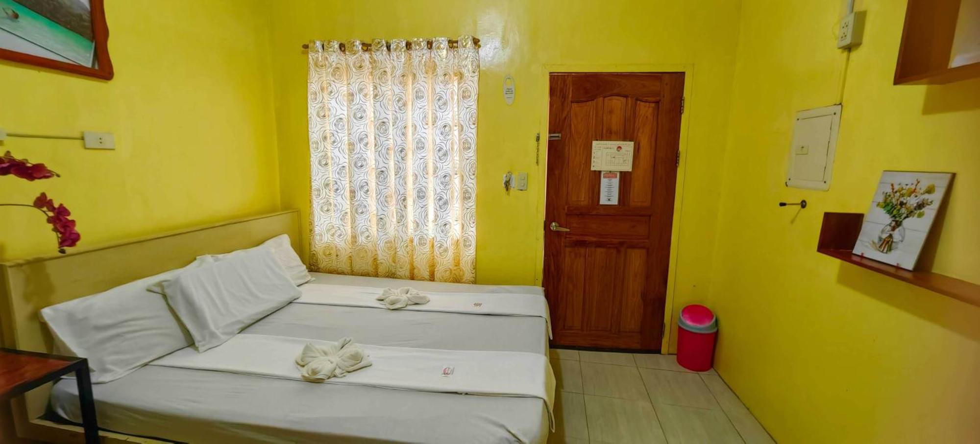 Las Residencias Bed And Breakfast Puerto Princesa Exteriér fotografie