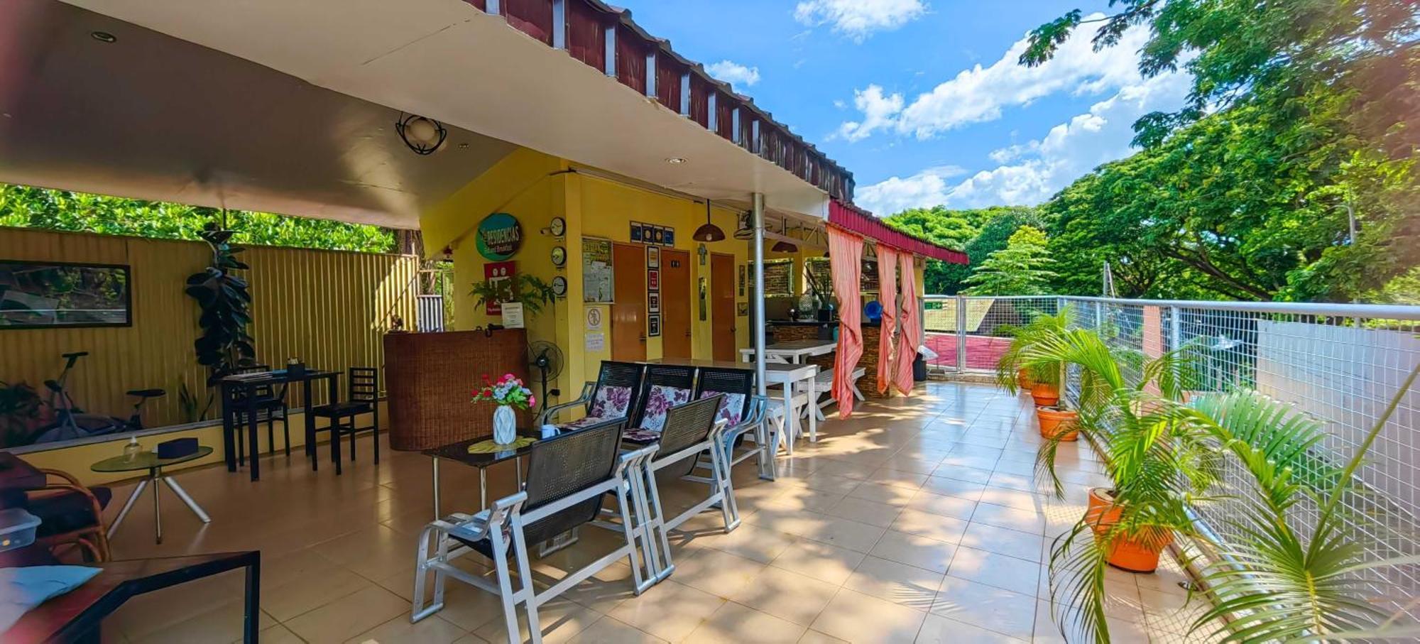 Las Residencias Bed And Breakfast Puerto Princesa Exteriér fotografie