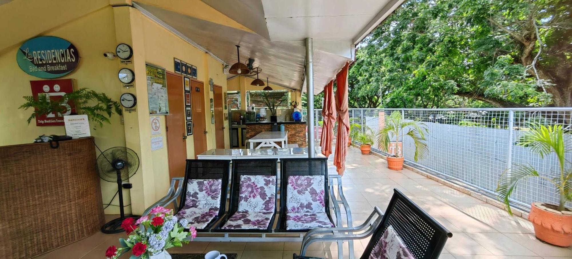 Las Residencias Bed And Breakfast Puerto Princesa Exteriér fotografie