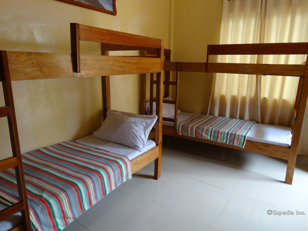 Las Residencias Bed And Breakfast Puerto Princesa Exteriér fotografie