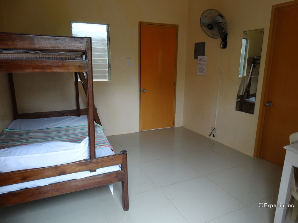 Las Residencias Bed And Breakfast Puerto Princesa Exteriér fotografie